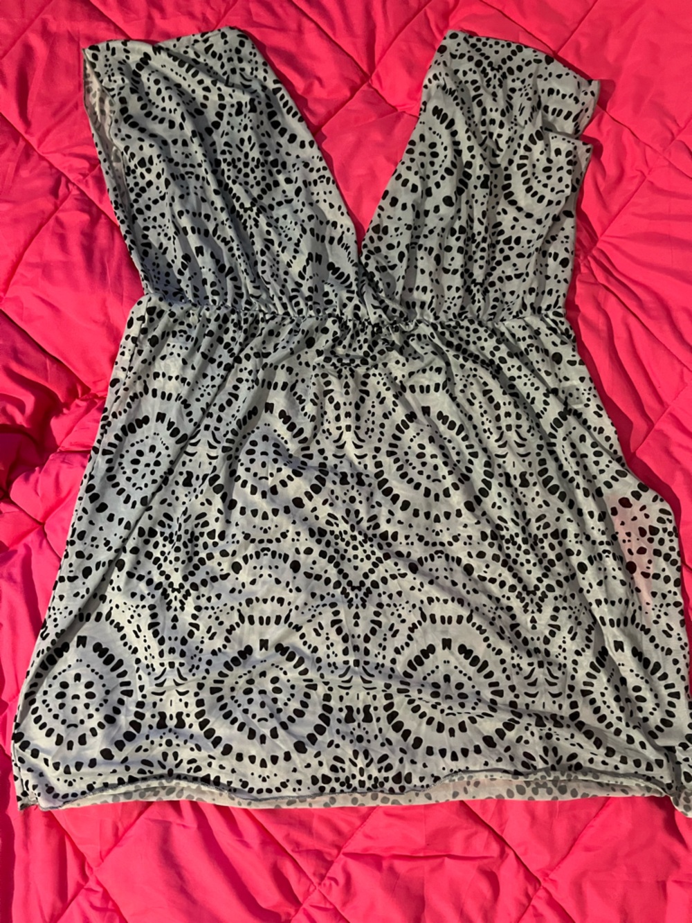 SHEIN Black and White Patterned Women’s Swim Cover-Up